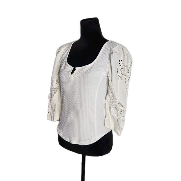 Free People Brunch Date Split Neck 3/4 Puffed Lace Sleeve Top Size Medium - Picture 5 of 10